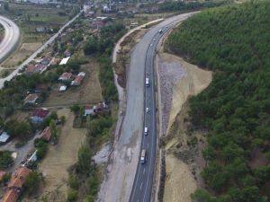 Gediz-Simav-Demirci ayrımında yol yapım çalışmaları