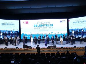 Fatih Belediyesinin Sıfır Atık Projesi’ne ödül