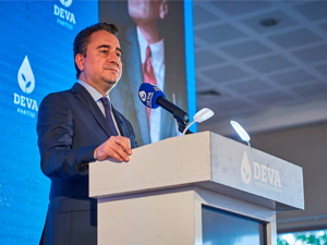 Babacan: “Bulgar parasını değersiz diye dün çöpe atanlar, bugün Bulgarlar gelsin de para bıraksın diye bekliyor”