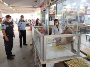 Kuşadası Belediyesi halk sağlığıyla ilgili denetimleri arttırdı