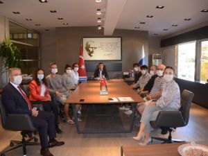 Heykeltraşlar Başkan Günel’i ziyaret etti