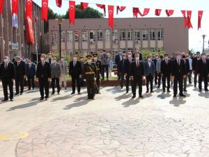 Aydın’da 29 Ekim kutlamaları çelenk koyma töreni başladı