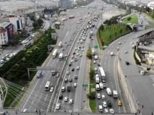 Mesailerin erken bitmesiyle trafikte yoğunluk oluştu