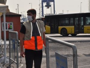 Üsküdar’da toplu taşıma araçları dezenfekte edildi