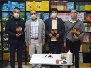 Yangın romanı okuyucularıyla buluştu