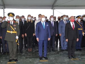 İzmir’de yağmur altında Cumhuriyet Bayramı coşkusu