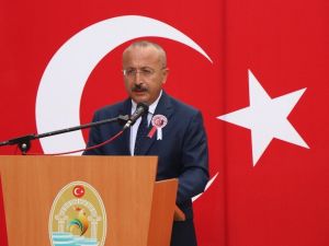 Cumhuriyetin 97. yılı tedbirler eşliğinde kutlanıldı