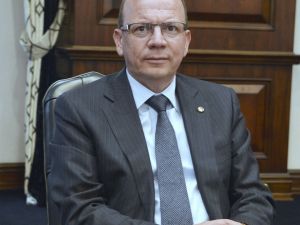 Matlı: "Macron özür dilemelidir"