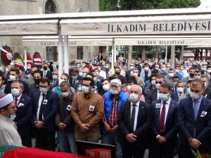 CHP İl Gençlik Kolları Başkanı kansere yenik düştü