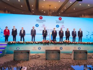 Bakan Koca "Vak’a artışı pandeminin hiçbir döneminde kontrolümüz dışına çıkmadı"