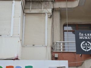 Turgutlu’da binalarda çatlaklar oluştu