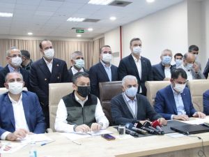 Bakanlardan deprem açıklaması