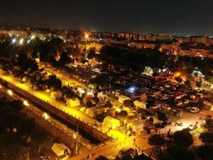 İzmir’de çadır kent genişletiliyor