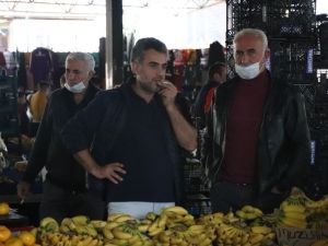 Denizli’de yasaklara rağmen semt pazarlarında ürküten görüntü