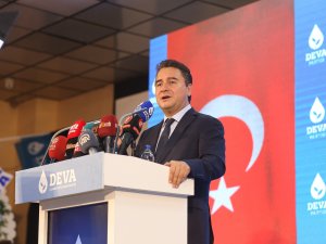Ali Babacan; “Hesaplaşmaları arkada bırakıp, yeni bir başlangıç yapmanın zamanı geldi”