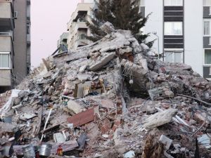 Emrah Apartmanı’nda 32 ölü 15 yaralıyla çalışmalar bitti
