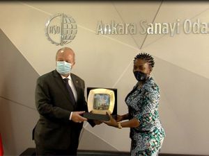 Bakan Tunis: “Sierra Leone’de Türk Yatırımcıları birçok fırsat bekliyor”