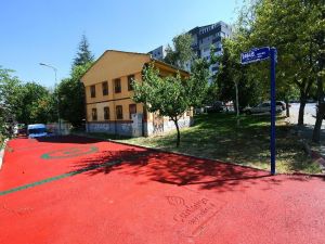 Çankaya renkli kaldırımlar ile canlanıyor