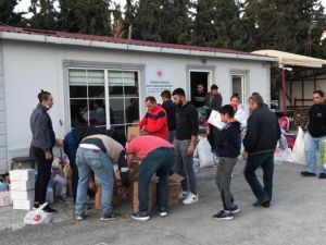 Kuşadası’ndan İzmir’deki depremzedelere yardım