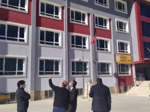 Kaymakam Yücel okulları denetledi