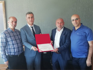 İzmirli iş insanından depremzedelere yardım eli