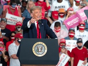Trump’tan seçim merkezinde iddialı açıklama: "Muazzam sonuçlar göreceksiniz"