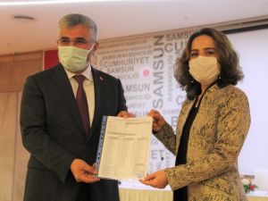 AK Parti Samsun İl Başkanı Ersan Aksu mazbatasını aldı