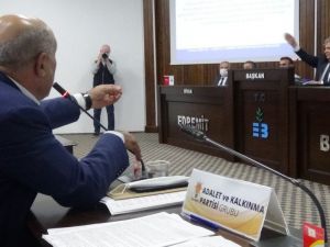 Belediye Meclisinde “kıvırma” tartışması