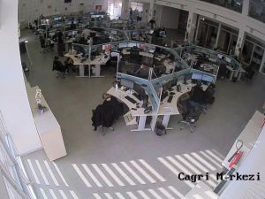 Herkes dışarı kaçtı onlar çalışmaya devam etti