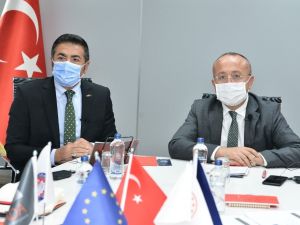 DTO’nun ’Teknik Tekstile Dönüşüm’ projesinde danışma kurulu toplandı