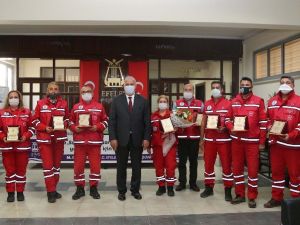 Başkan Atay depremin karamanlarını ağırladı
