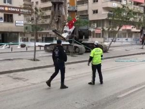 Bina yıkımlarında bayrak hassasiyeti