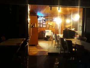 Polis ekiplerinden İstanbul’daki kafe ve restoranlara denetim