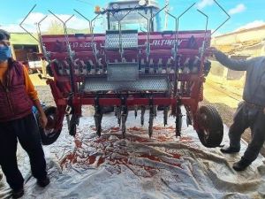 Tavşanlı çiftçisine ’Mibzerin’ bilgilendirmesi