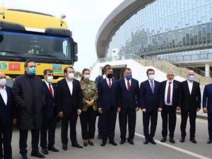 Başkan Kassanov, Azerbaycan’da görüşmeler yaptı