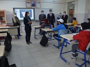 Kaymakam Yazıcı: ’’Robotik kodlama atölyesi ilçemiz öğrencileri için büyük bir kazanım’’