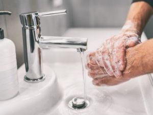 Dezenfektanı, su ve sabuna erişemediğinizde kullanın