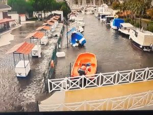 Tsunaminin yeni görüntüleri ortaya çıktı