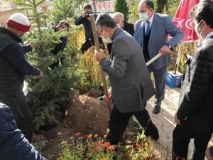 MHP’den İspir çıkarması