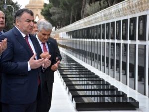 Başkan Kassanov, Şuşa zaferini kutladı