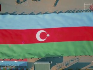 “Sincan Karabağ için söylüyor”