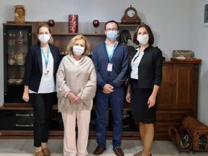 Kovid-19’u yenen 61 yaşındaki hasta sağlık çalışanlarına  teşekkür etti