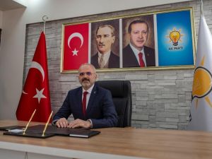 AK Parti Efeler İlçe Başkanı Elbir: Atatürk, Türk Milletini aydınlık günlere kavuşturmuştur.