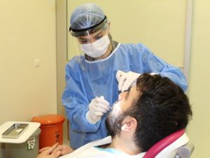 Ağız ve diş hijyeni, Covid-19’a yakalanma riskini azaltabilir