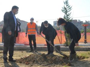 Atatürk anısına 82 fidan dikildi