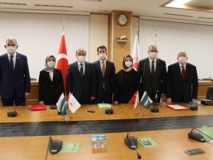 Eminevim’den ‘Geleceğe Nefes Ol’ kampanyasına 100 bin fidan bağışı