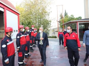 Başkan Zolan, İzmir depreminde görev yapan itfaiyecileri ziyaret etti