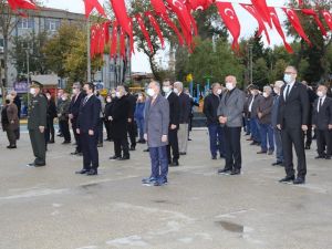 Atatürk, Bayrampaşa’da törenle anıldı