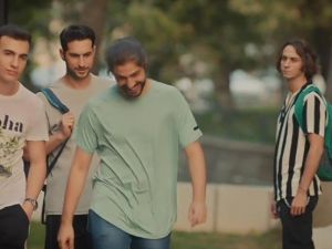 Robin Baz Çaça’nın futbol hayali dizi setinde gerçek oldu