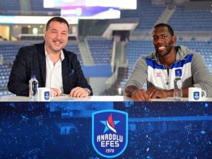 ’Dunston Blokları’ artık Sinan Erdem Spor Salonu’nda